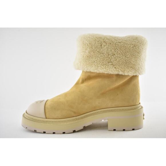 Chanel 20N Beige Suede Shearling Fur CC Cap Toe Pull On Mid Calf Tall Boots 39 - Picture 7 of 12